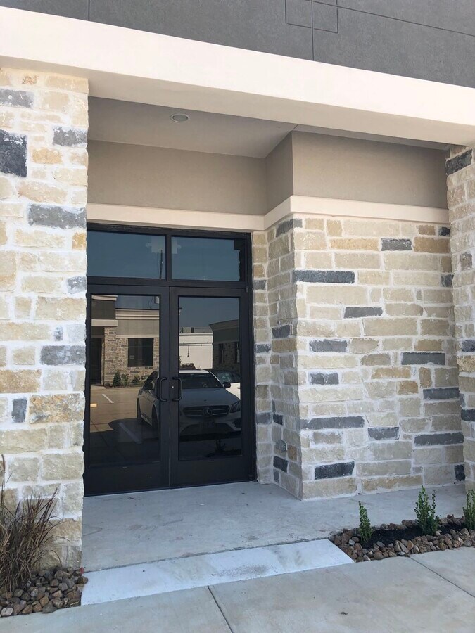 633 E Fernhurst Dr, Katy, TX 77450