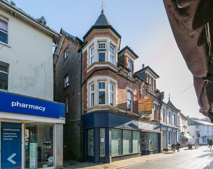 7-9 Fore St, Brixham for sale - Primary Photo - Image 1 of 3