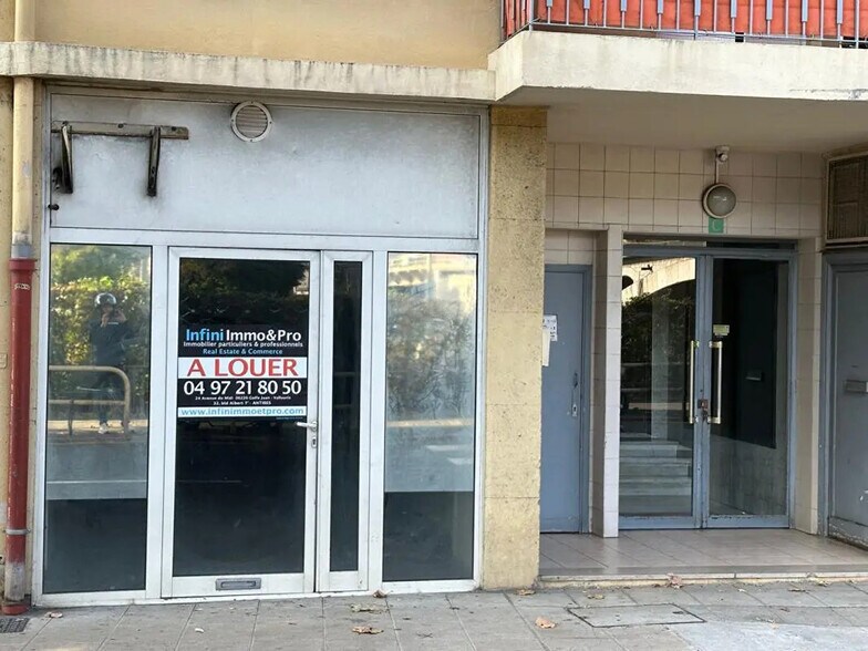 Retail in Nice for lease - Building Photo - Image 1 of 2