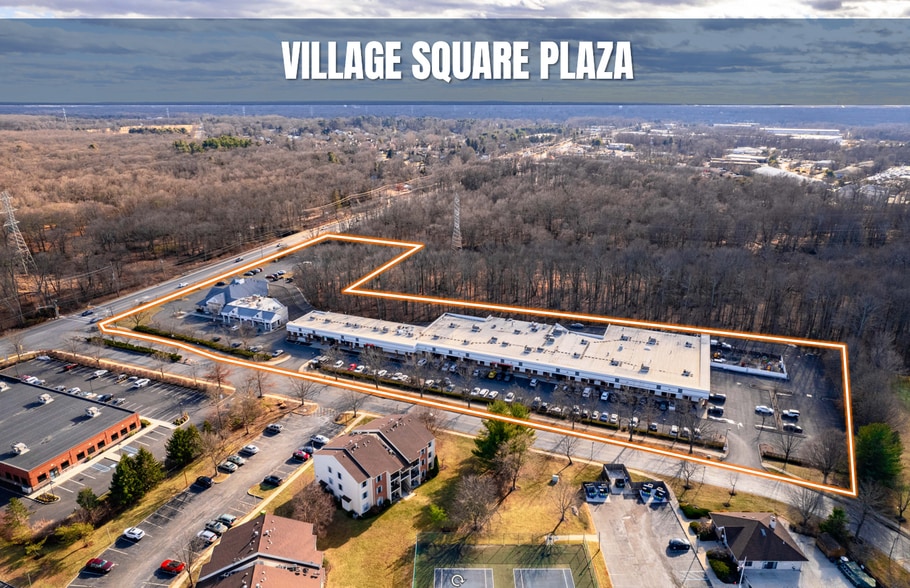 510-570 Village Square Blvd, Lawrenceville, NJ for lease - Building Photo - Image 1 of 1