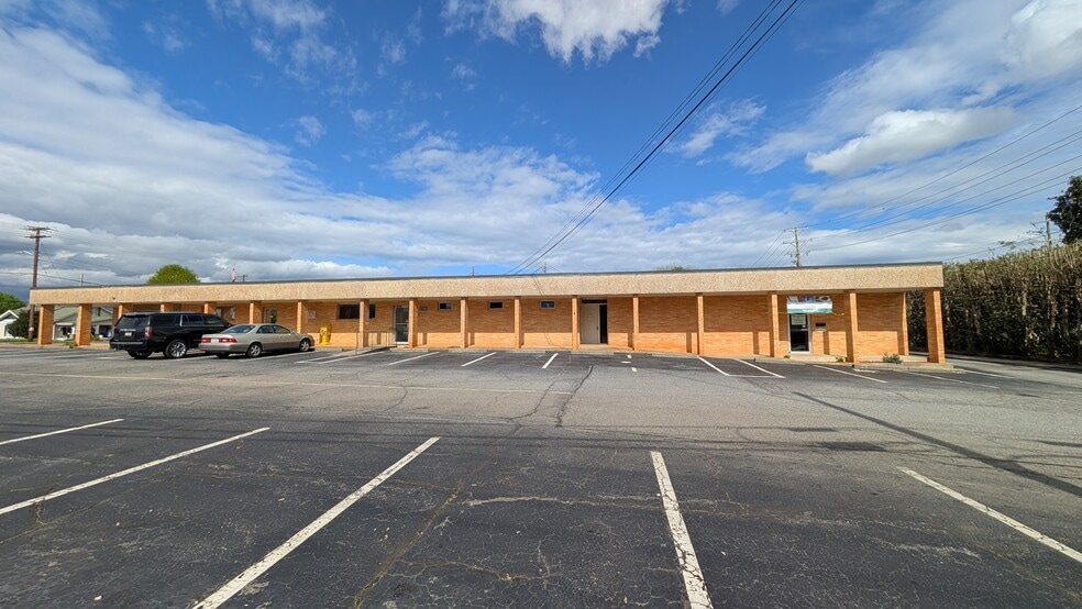 2890 S Lookout St, Claremont, NC for lease - Building Photo - Image 3 of 10