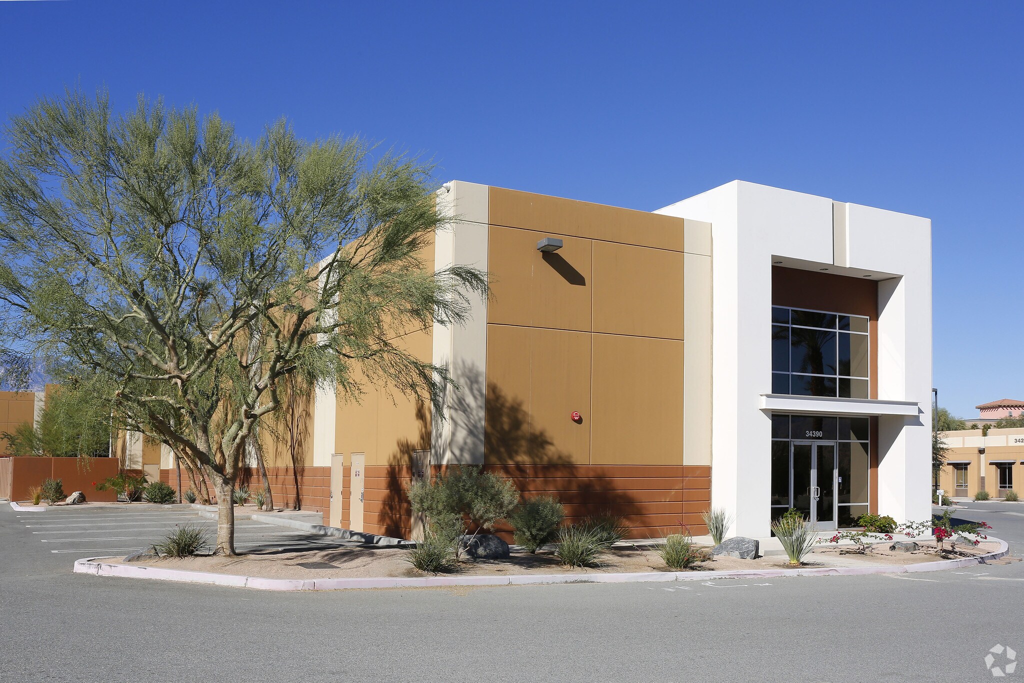 Industrial in Palm Desert, CA for sale Primary Photo- Image 1 of 1