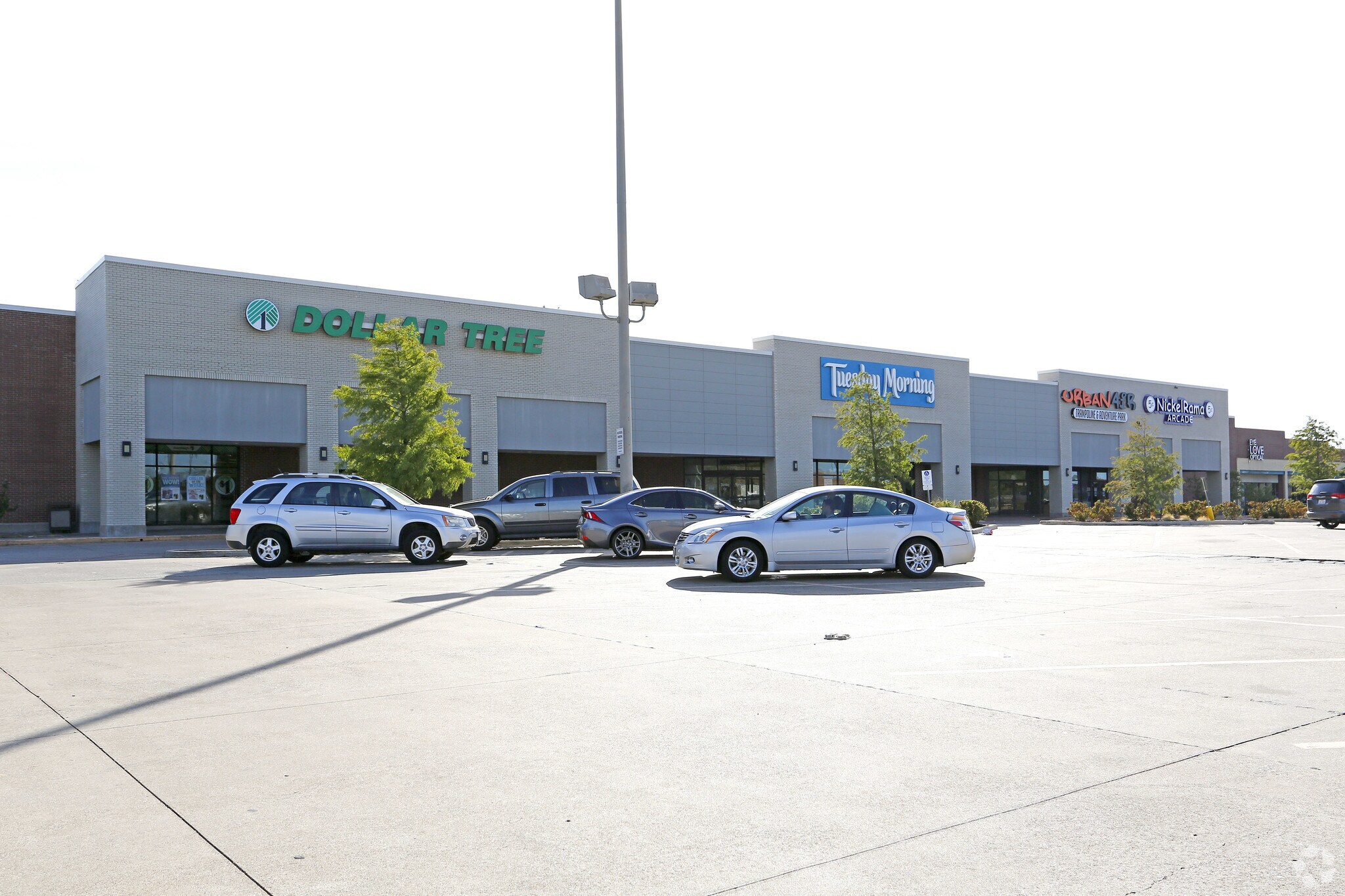 3046 Lavon Dr, Garland, TX for lease Building Photo- Image 1 of 13