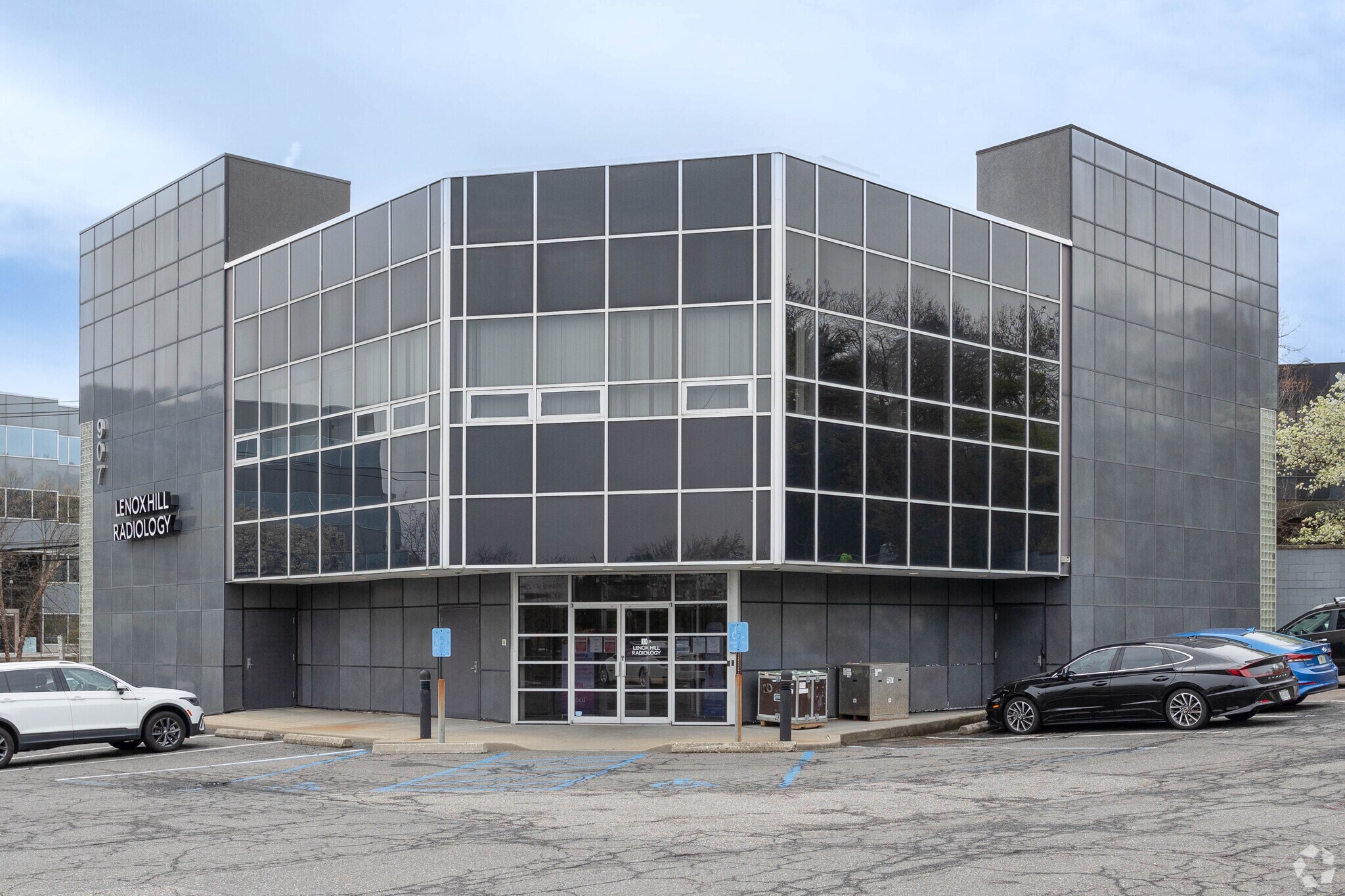 907 Northern Blvd, Great Neck, NY for sale Primary Photo- Image 1 of 1