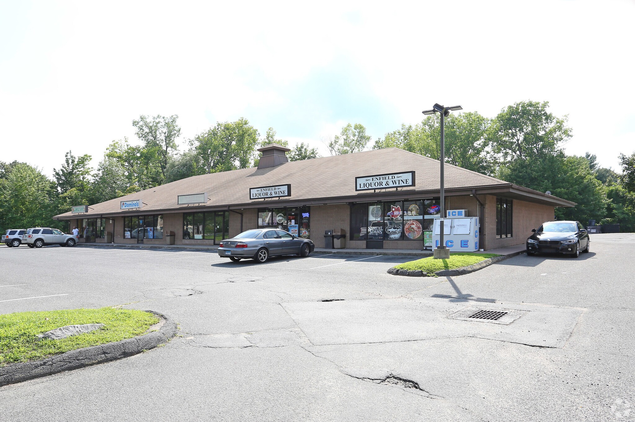 920 Enfield St, Enfield, CT for sale Primary Photo- Image 1 of 1