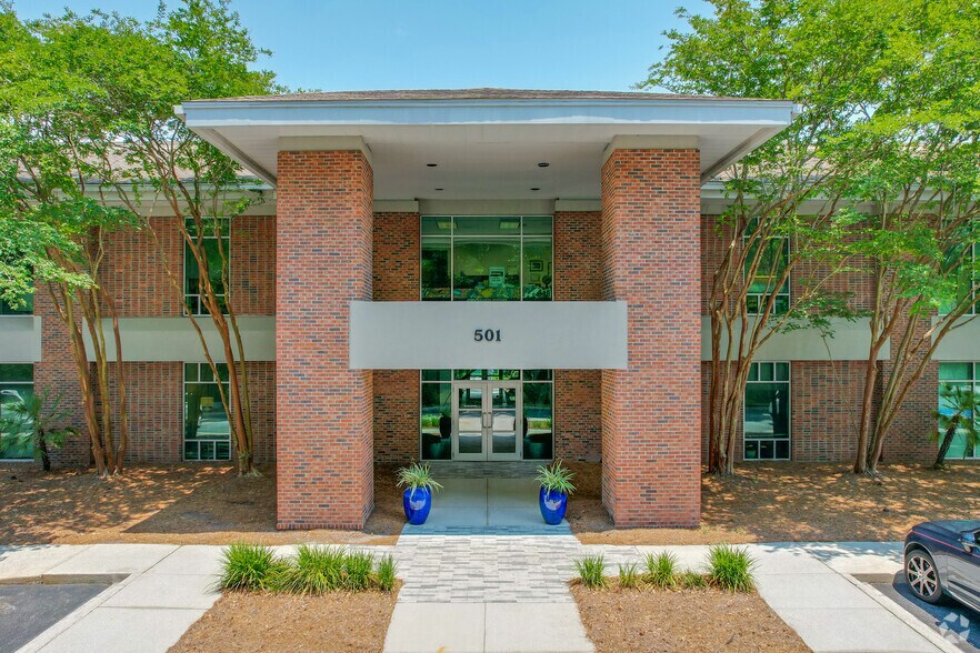 501 Wando Park Blvd, Mount Pleasant, SC 29464 Long Point Center
