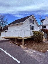 3390 Urbana Pike, Urbana, MD for lease Building Photo- Image 2 of 7