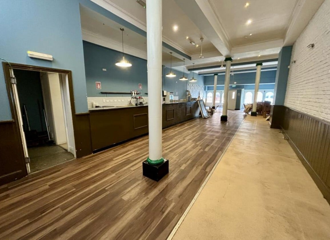 21 High St, Newport for sale Interior Photo- Image 1 of 1