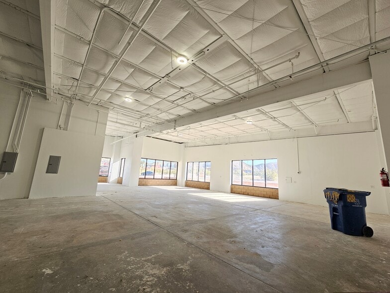 2921 Friendly Pl, Bullhead City, AZ for lease - Building Photo - Image 3 of 10