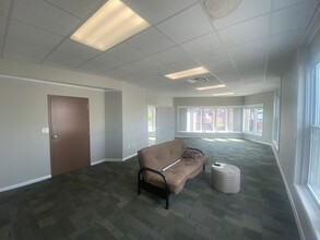 504-516 Broadway, Kingston, NY for lease Interior Photo- Image 2 of 7