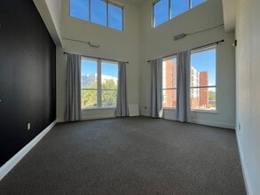 1514 S Church St, Charlotte, NC for lease Interior Photo- Image 1 of 6