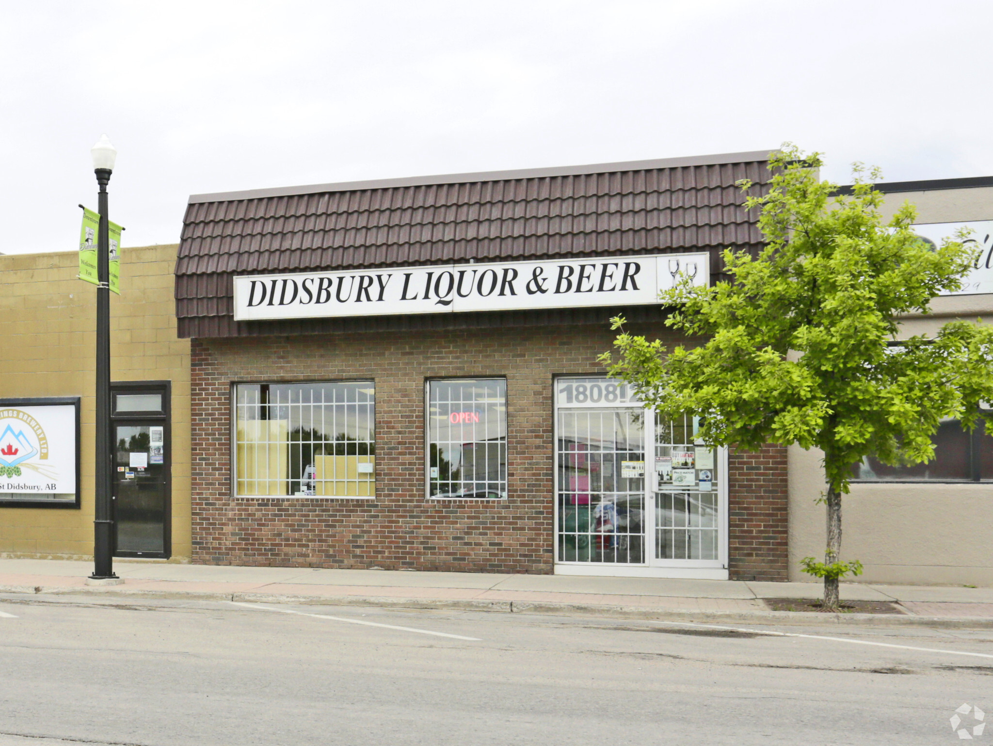 1808 20th St, Didsbury, AB for sale Primary Photo- Image 1 of 1