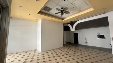 630 W 6th St, Los Angeles, CA for lease Interior Photo- Image 2 of 10