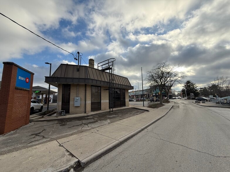 706 Broad Ripple Ave, Indianapolis, IN for lease - Building Photo - Image 3 of 5