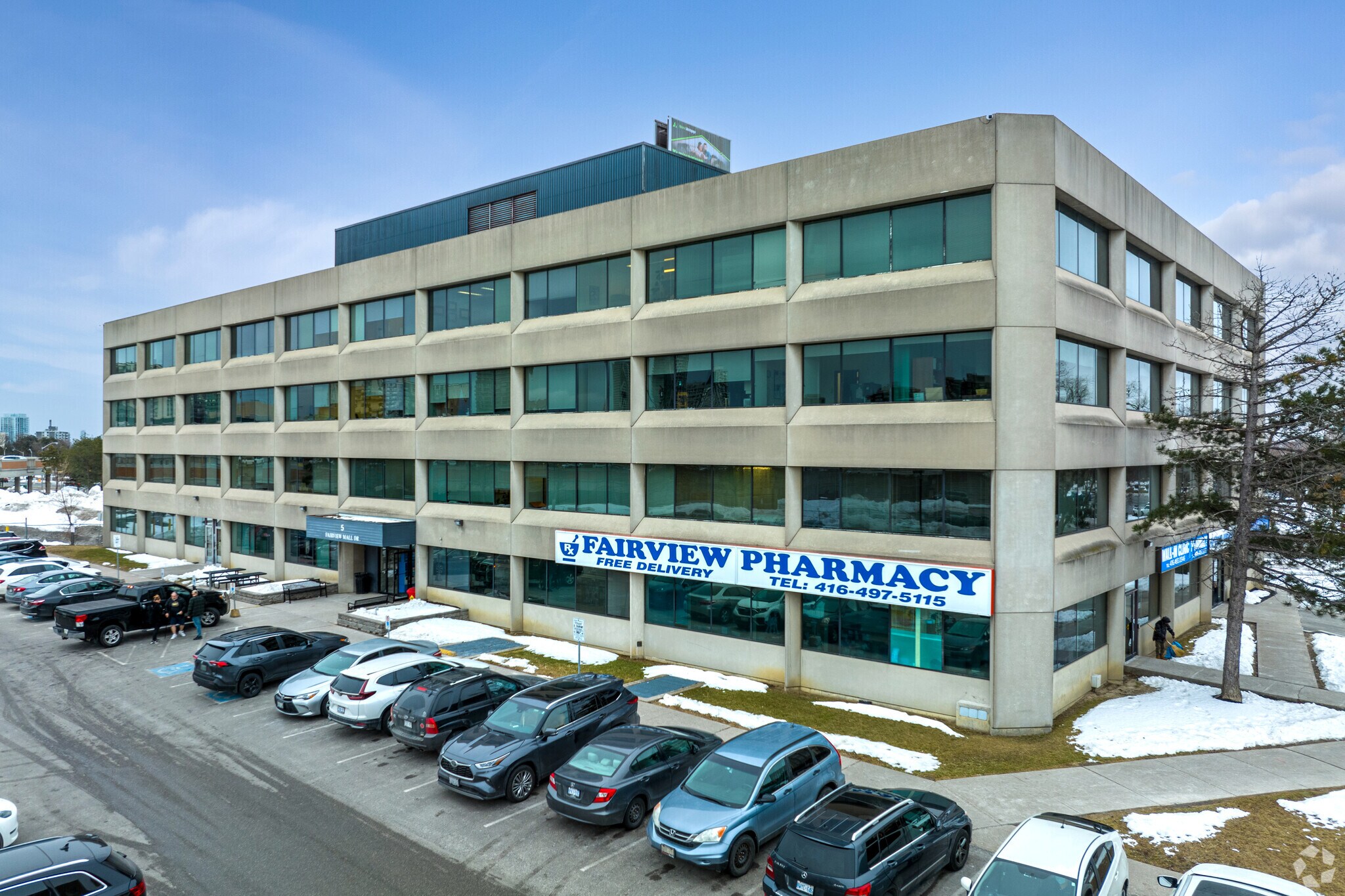 5 Fairview Mall Dr, Toronto, ON M2J 2Z1 Fairview Health Centre