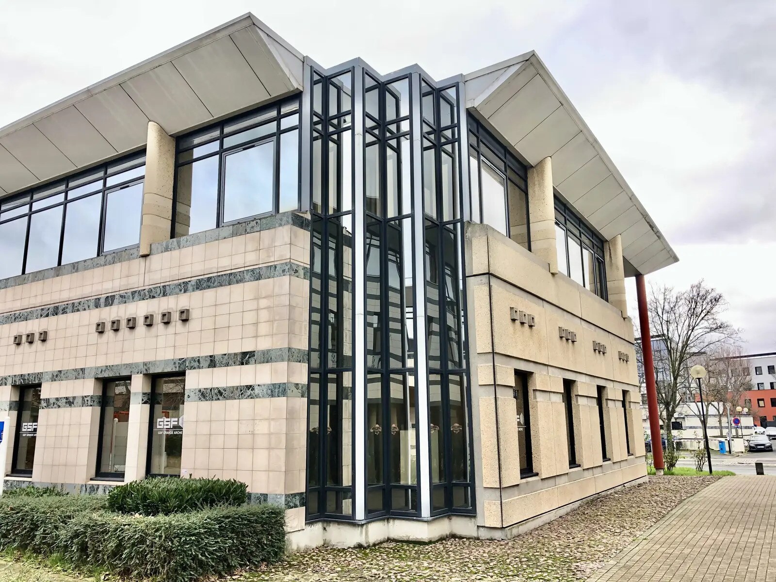 Office in Gennevilliers for sale Building Photo- Image 1 of 6