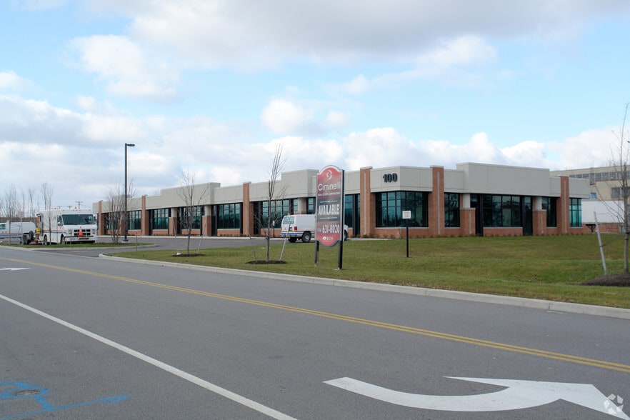 100 Colvin Woods Pky, Tonawanda, NY for lease - Primary Photo - Image 1 of 3