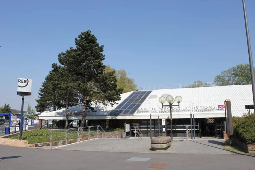 69 Rue De La Belle Etoile, Roissy-en-France for lease - Building Photo - Image 3 of 5