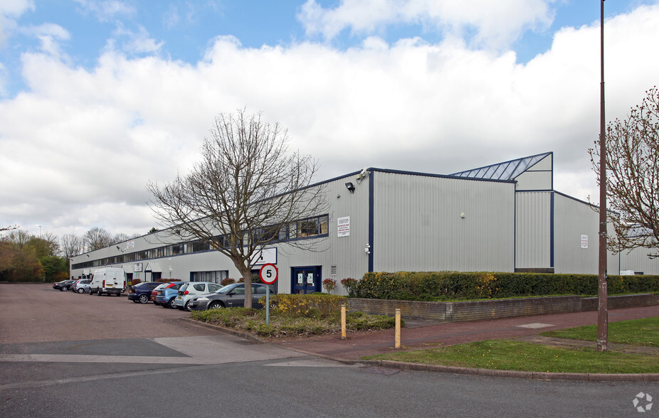 Stacey Bushes, Milton Keynes for lease - Primary Photo - Image 1 of 4