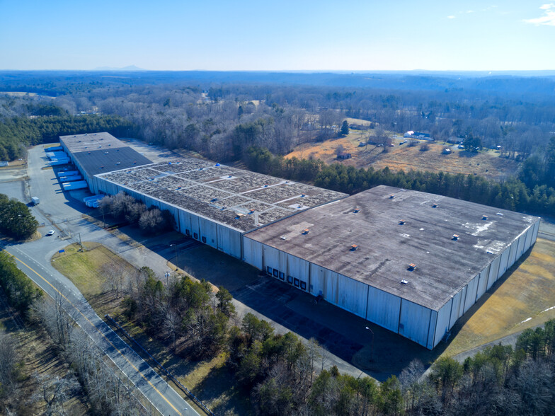 4109 Poplar Springs Rd, Elkin, NC for sale - Primary Photo - Image 1 of 1