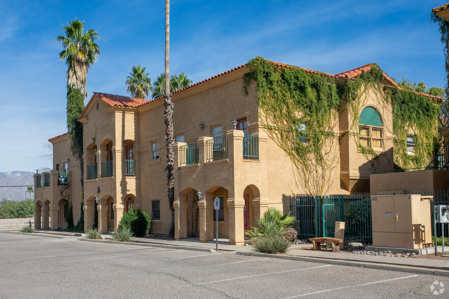 326 S Wilmot Rd, Tucson, AZ for sale - Primary Photo - Image 1 of 1