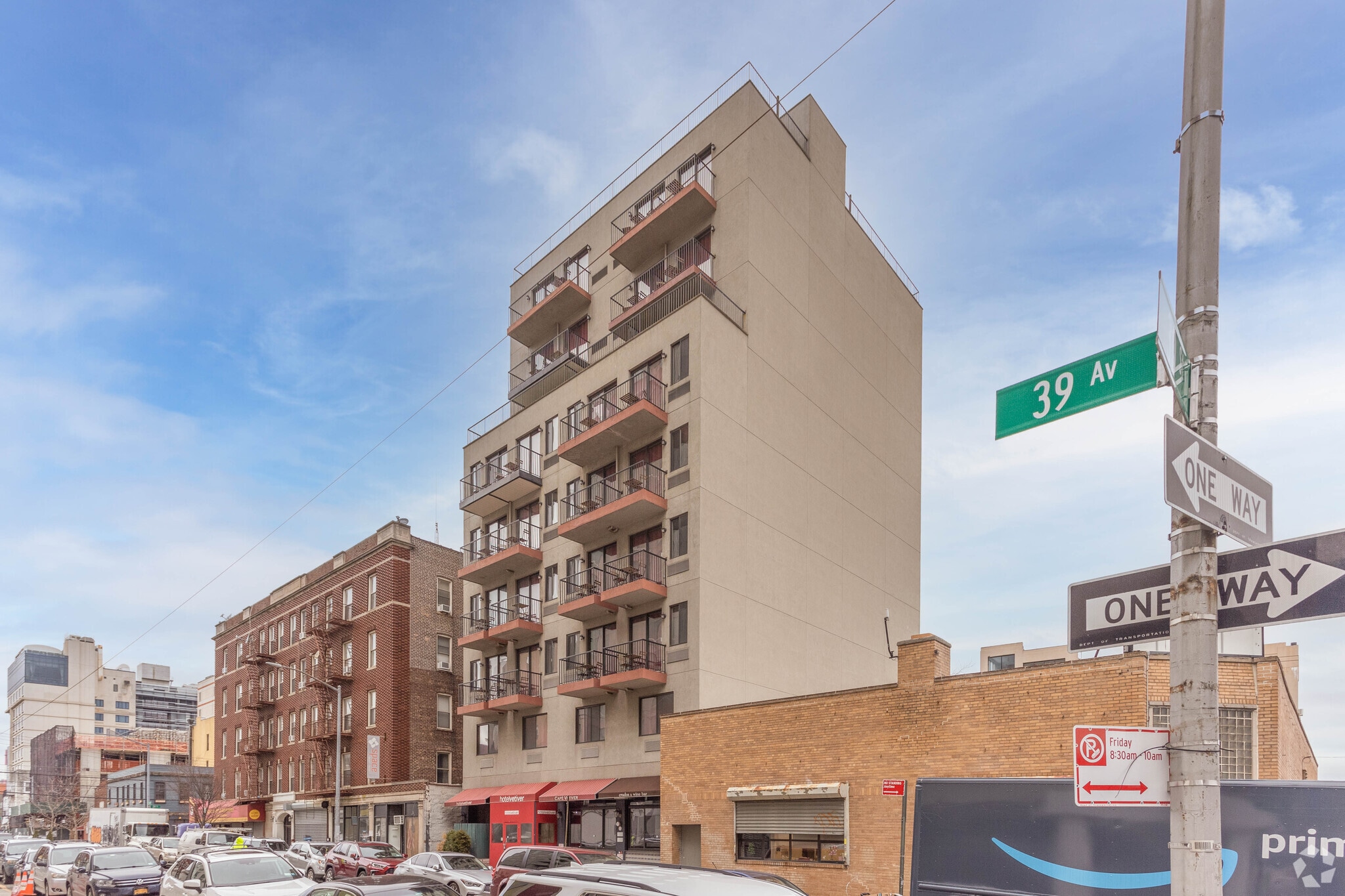 29-11 39th Ave, Long Island City, NY for sale Primary Photo- Image 1 of 1