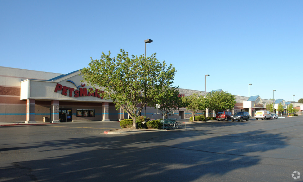 8501-8595 W Franklin Rd, Boise, ID for sale - Primary Photo - Image 1 of 1