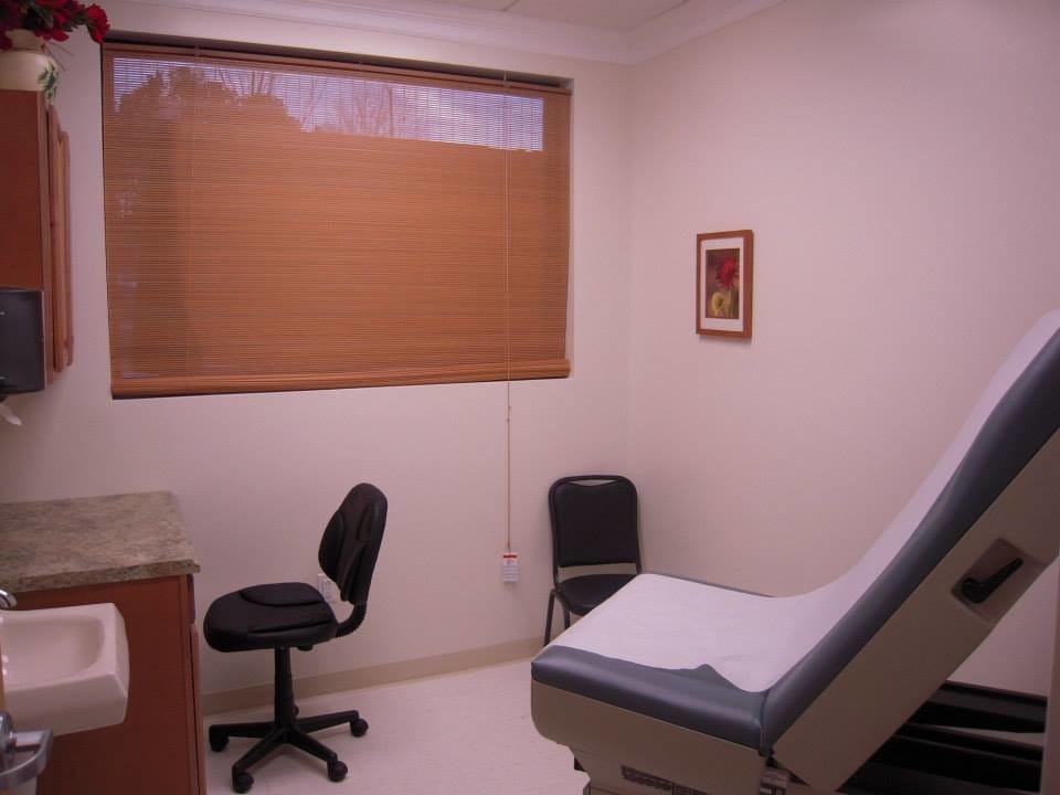 3610 N Roxboro St, Durham, NC 27704 Office/Medical for Lease