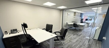 1 Nottingham Rd, Beeston for lease Interior Photo- Image 2 of 4