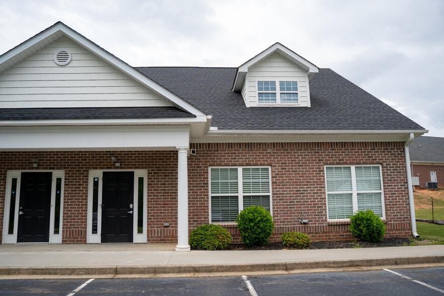 132 Broadbent Way, Anderson, SC for lease - Building Photo - Image 1 of 16