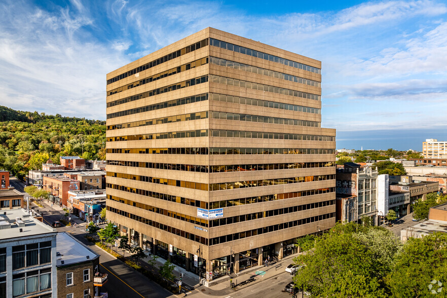 4200-4226 Boul Saint-Laurent, Montréal, QC for lease - Building Photo - Image 1 of 20