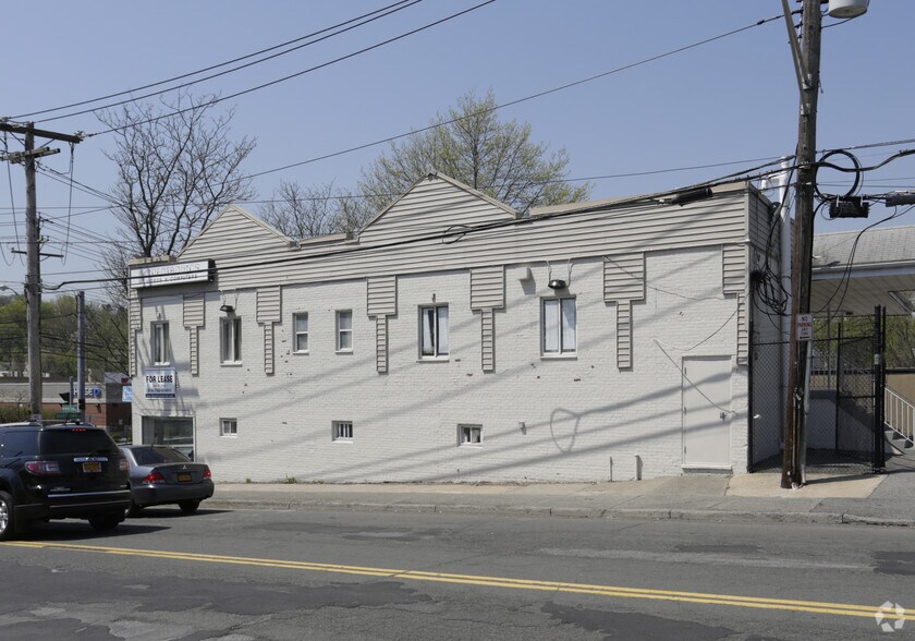 400 Tarrytown Rd, White Plains, NY 10607 OfficeRetail for Lease