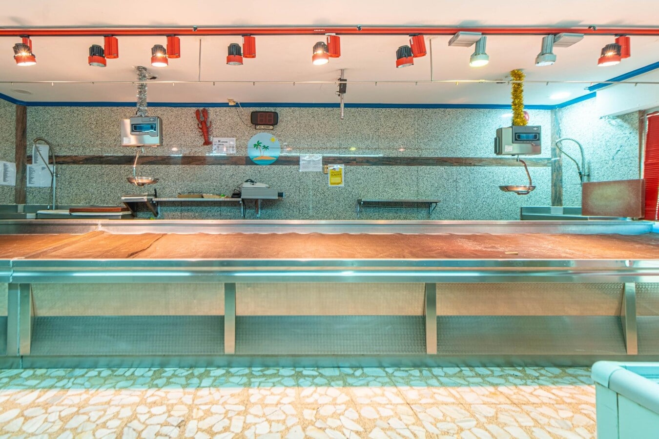 Guadalajara, GUA 19002 -  -  - Interior Photo - Image 1 of 9