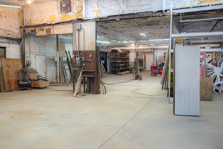 1125 Noblestown Rd, Oakdale, PA for sale - Building Photo - Image 2 of 7