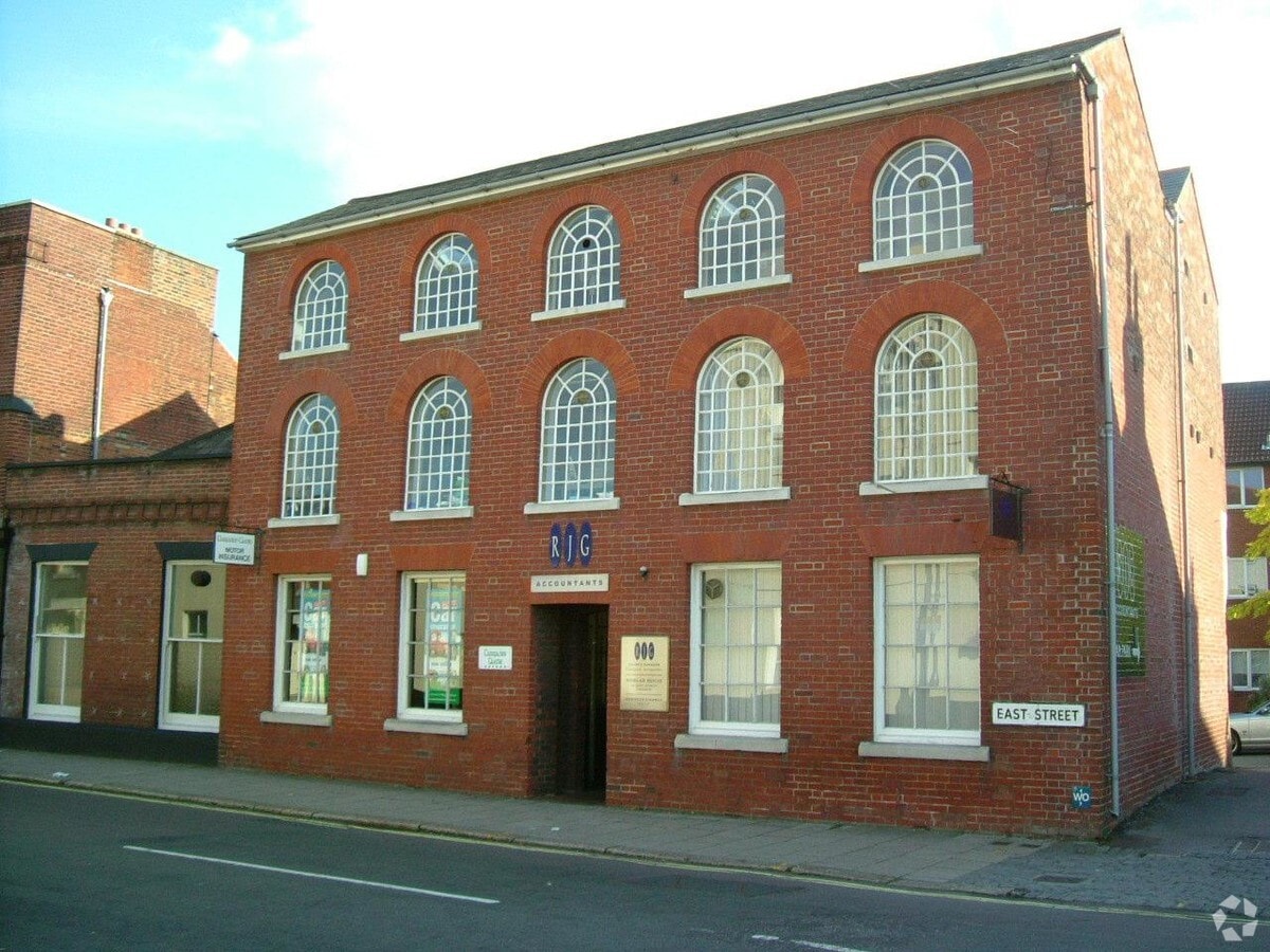 1010A East St, Fareham, PO16 0BN