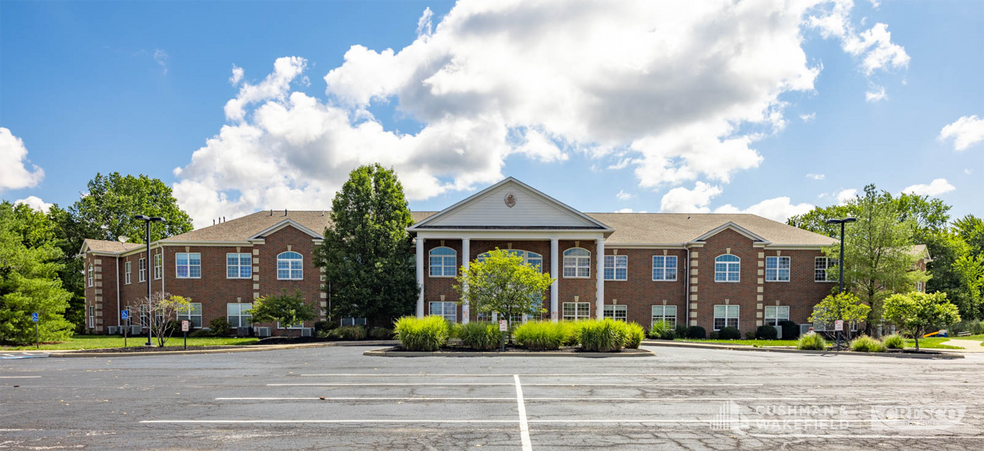 387 Golfview Ln, Highland Heights, OH for sale - Building Photo - Image 1 of 15