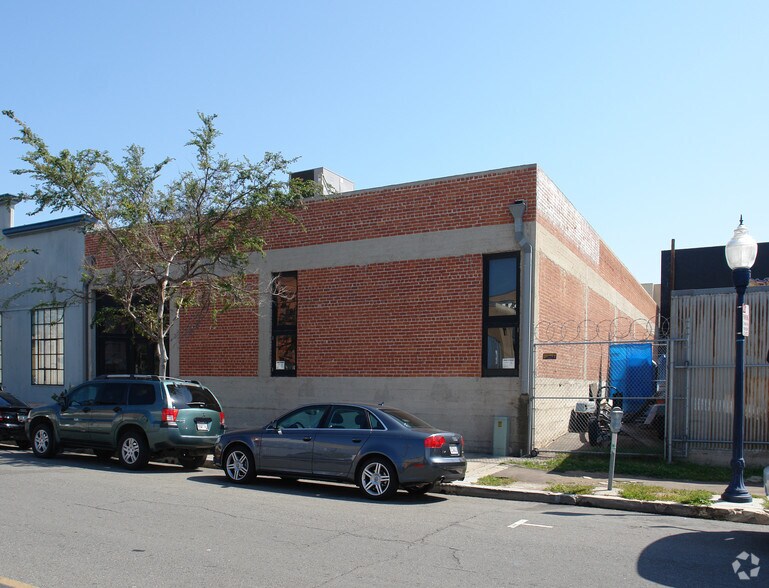 325 15th St, San Diego, CA for lease - Building Photo - Image 2 of 19
