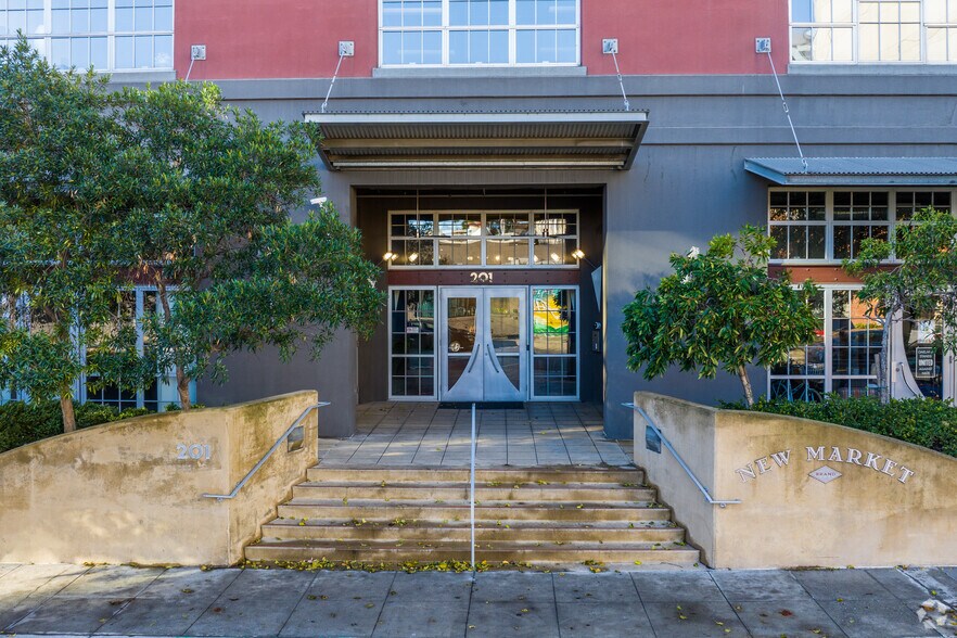 201 4th St, Oakland, CA for lease - Building Photo - Image 3 of 12