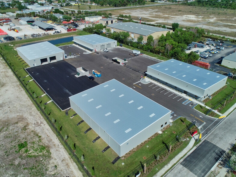 2954 Van Buren St, Fort Myers, FL for sale - Building Photo - Image 3 of 8