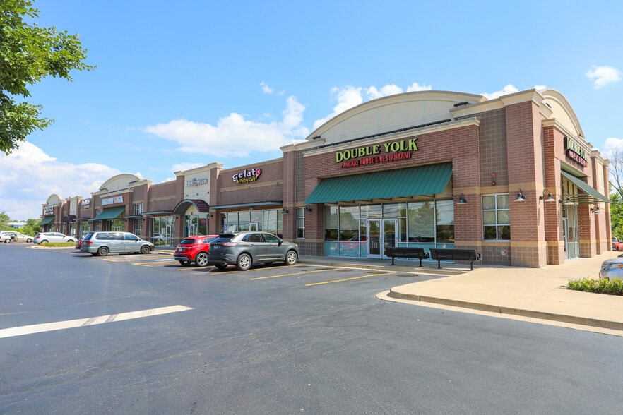 1555 Butterfield Rd, Aurora, IL for sale - Primary Photo - Image 1 of 1