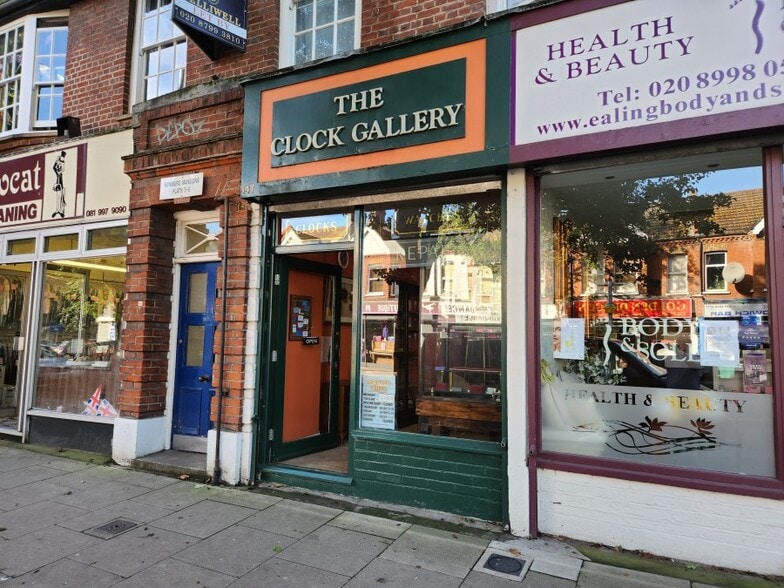 147 Pitshanger Ln, London for sale - Building Photo - Image 1 of 1