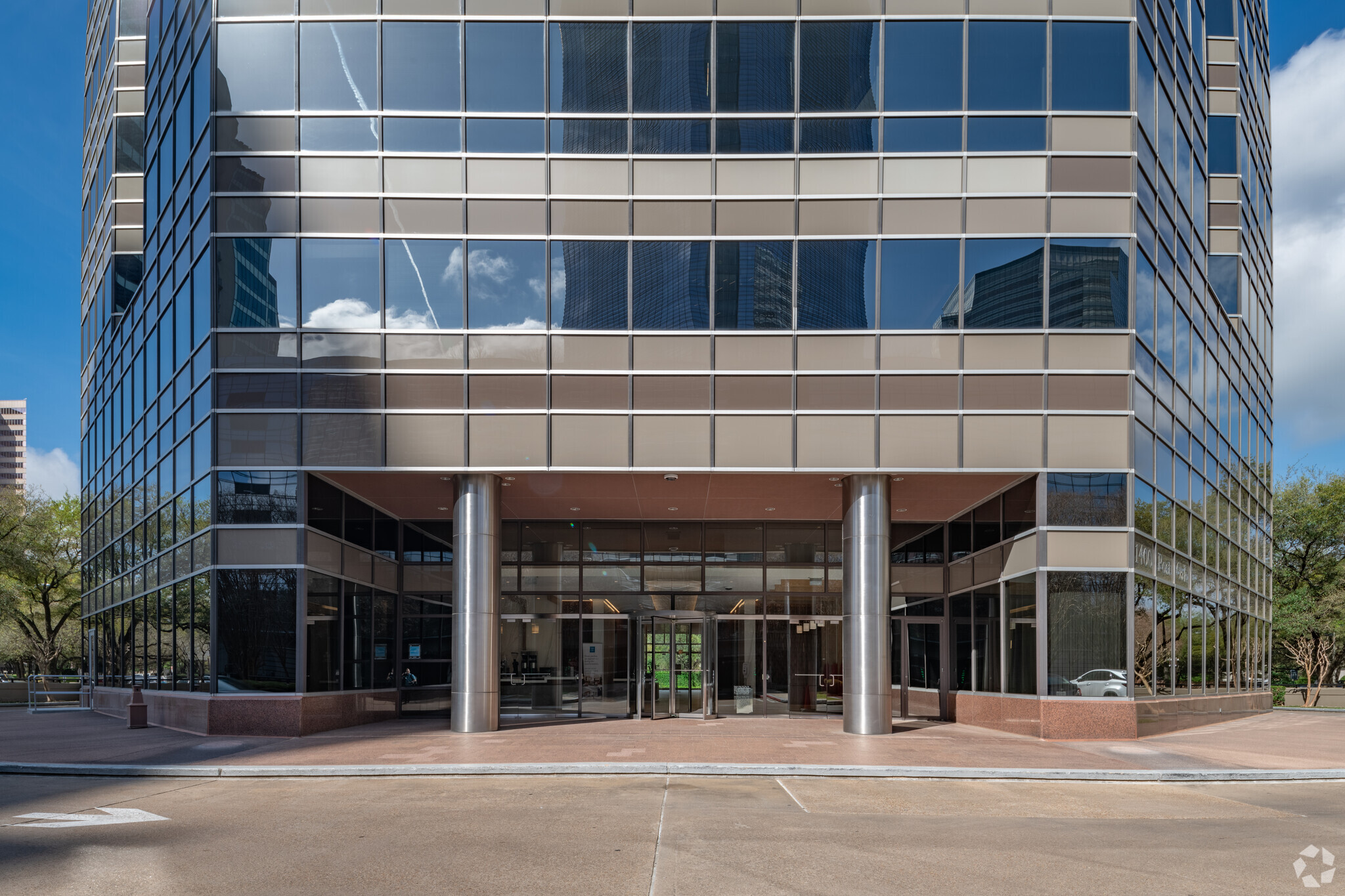 1400 Post Oak Blvd, Houston, TX 77056 - The Interfin Building | LoopNet