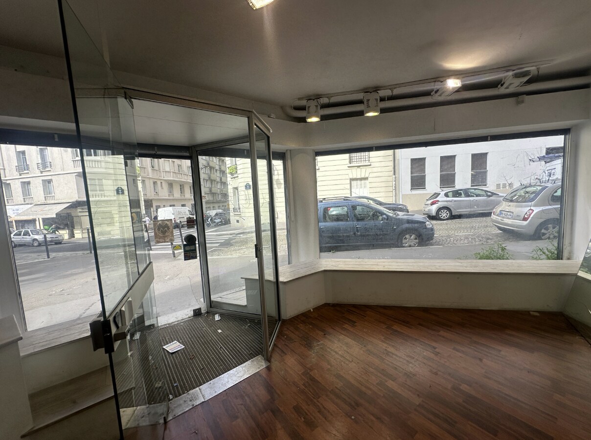 Paris, PAR 75013 - Unit 1 -  - Interior Photo - Image 1 of 5