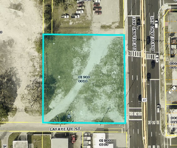 2270 Cleveland ave, Fort Myers, FL for sale - Building Photo - Image 2 of 2