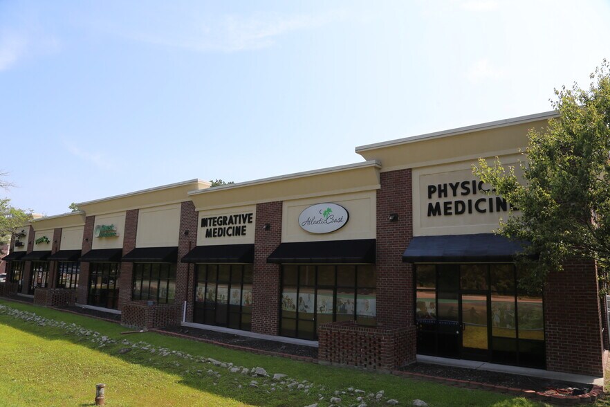 1203 Old Trolley Rd, Summerville, SC 29485 1201 Old Trolley Rd 2