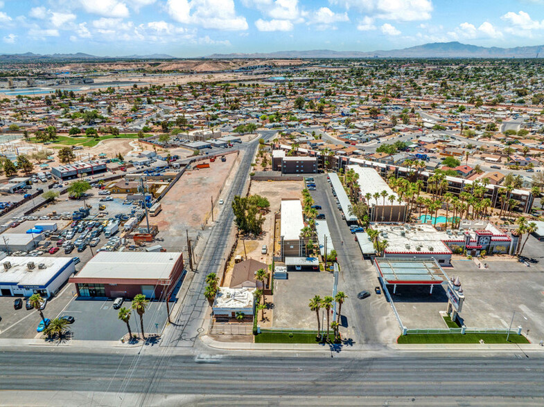 5690 Boulder Hwy, Las Vegas, NV for sale - Primary Photo - Image 1 of 5