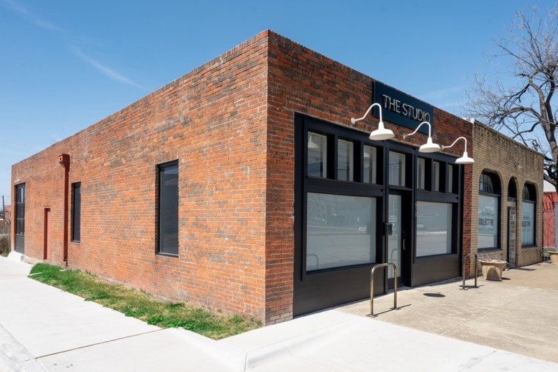 620 S Jennings Ave, Fort Worth, TX for lease Primary Photo- Image 1 of 8