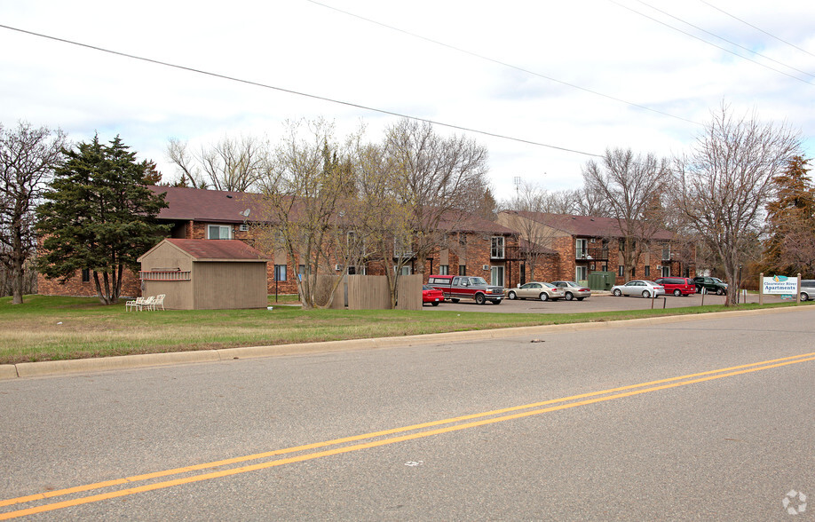 825 Ash St, Clearwater, MN for sale - Primary Photo - Image 1 of 1