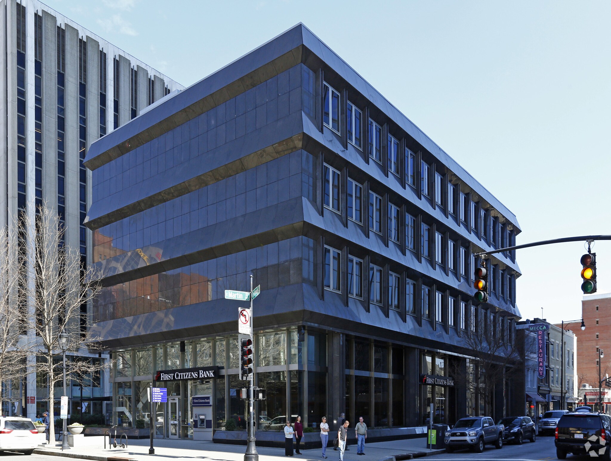 239 Fayetteville St, Raleigh, NC 27601 First Citizens Bank