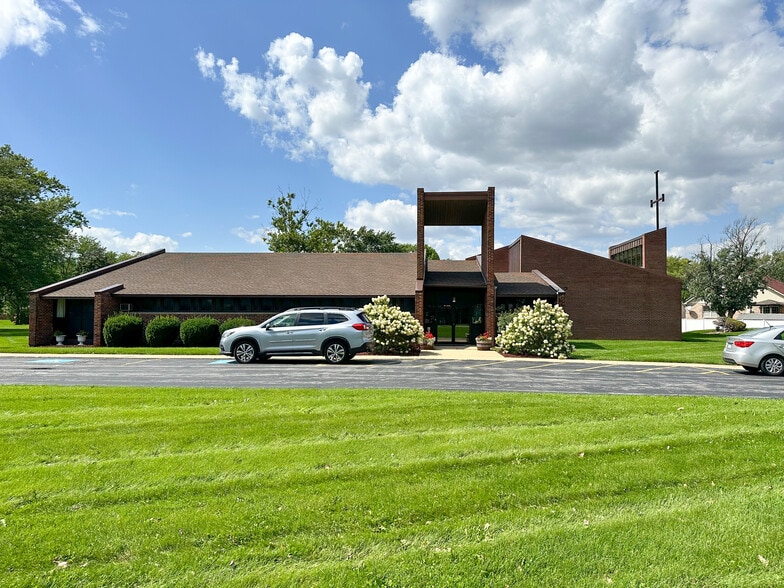 16500 Woodlawn East Ave, South Holland, IL 60473 Church Property for Sale